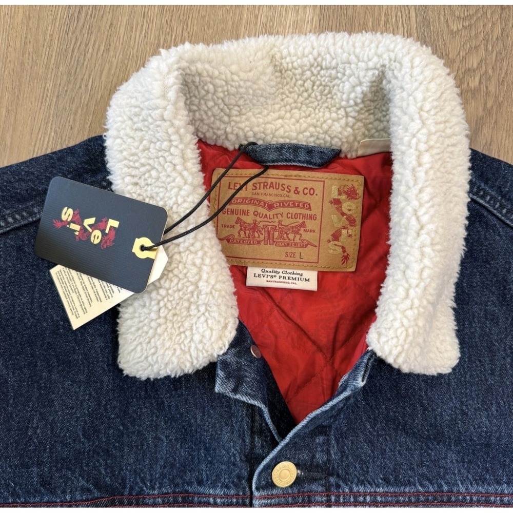 Levi's Lunar Year Relaxed Fit Sherpa Denim Trucker Jacket Men's Large NWT - Picture 7 of 12